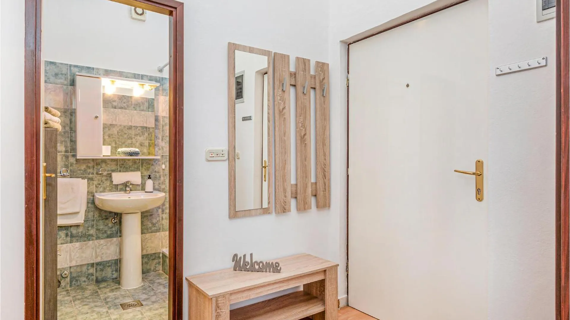 1 Bedroom Cozy Apartment In פאז'אנה