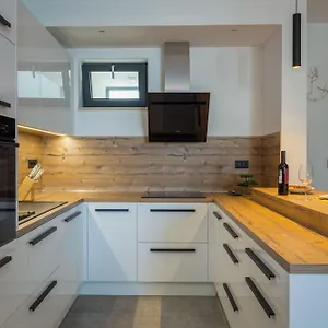 Apartment Fortuna Deluxe, Fažana